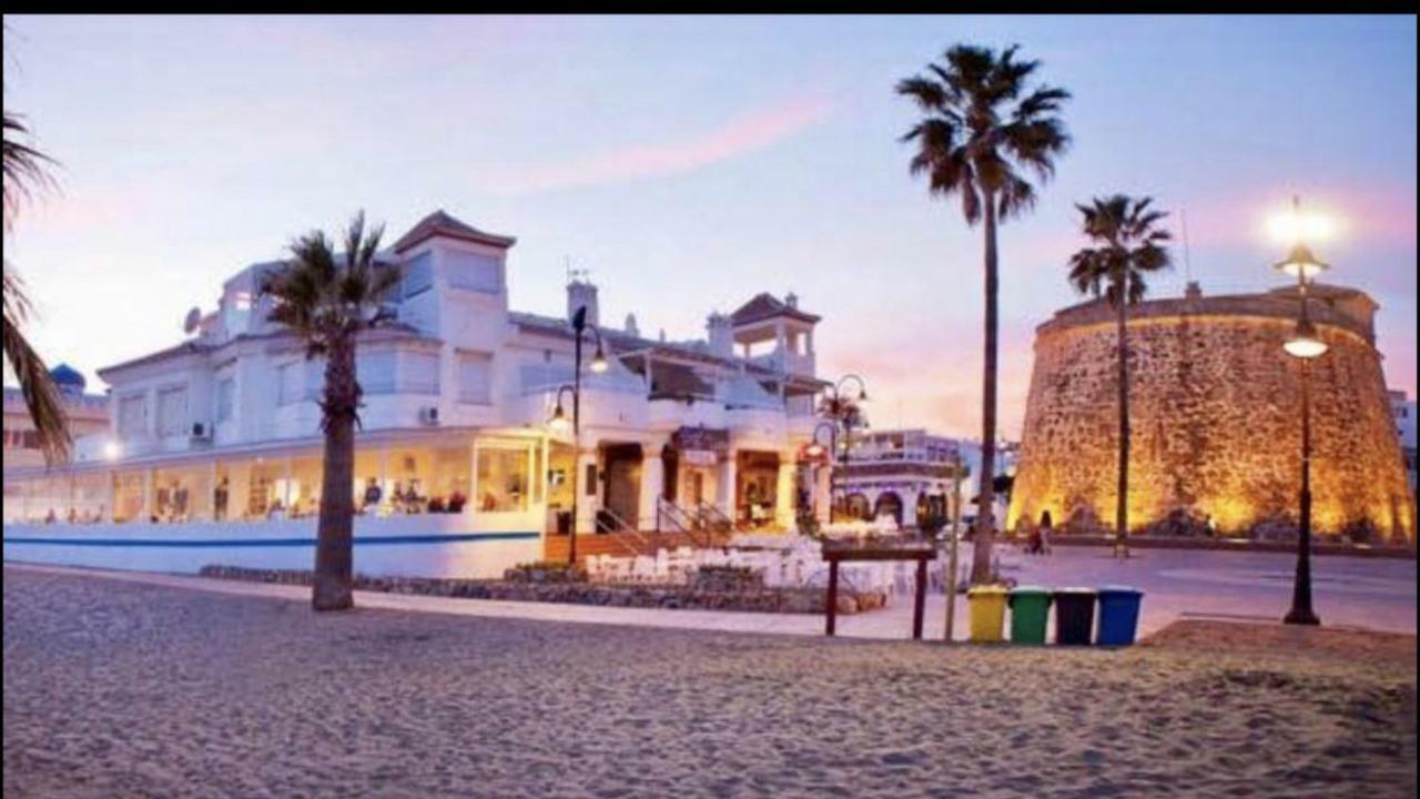 Mi Capricho C16 Beachfront Apartment Sitio de Calahonda Екстер'єр фото